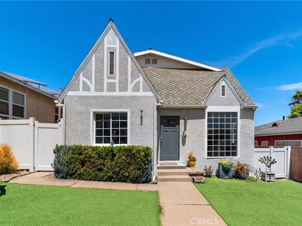 752 W 23rd St, San Pedro CA 90731