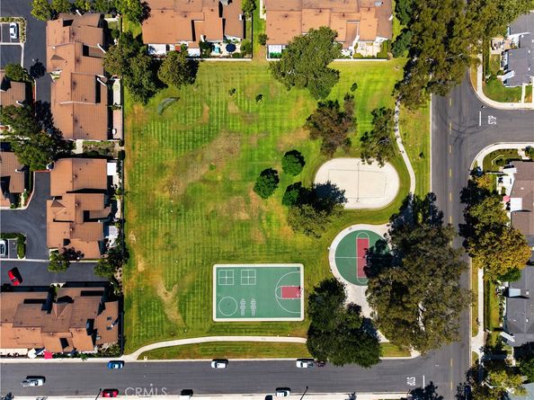 74 Havenwood 41, Irvine CA 92614