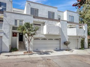 166 N Singingwood Street 9, Orange CA 92869