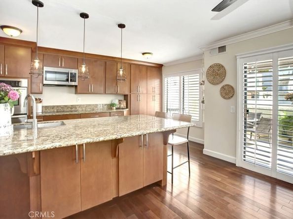 166 N Singingwood Street 9, Orange CA 92869