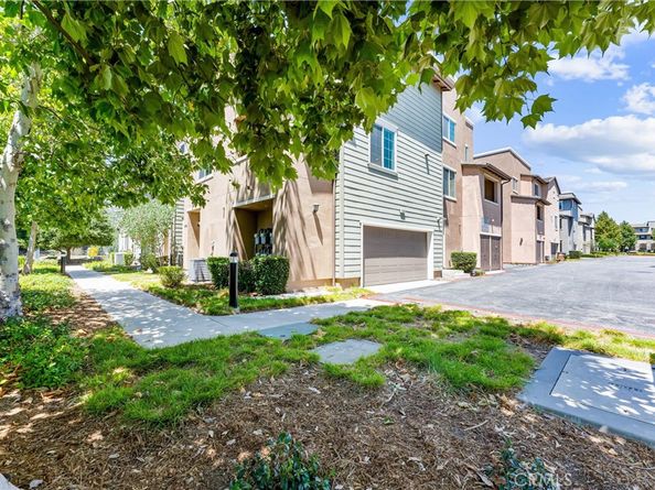 1166 Newberry Lane 1, Claremont CA 91711