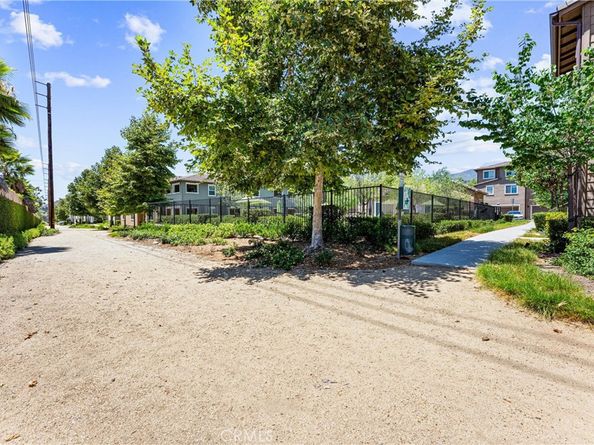 1166 Newberry Lane 1, Claremont CA 91711