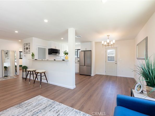3240 Pacific Avenue, Long Beach CA 90807