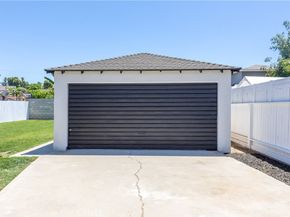 3240 Pacific Avenue, Long Beach CA 90807