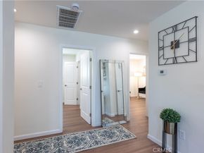 3240 Pacific Avenue, Long Beach CA 90807
