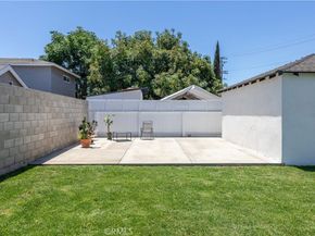 3240 Pacific Avenue, Long Beach CA 90807