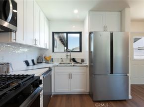 3240 Pacific Avenue, Long Beach CA 90807