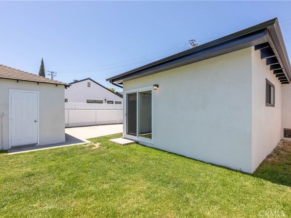 3240 Pacific Avenue, Long Beach CA 90807