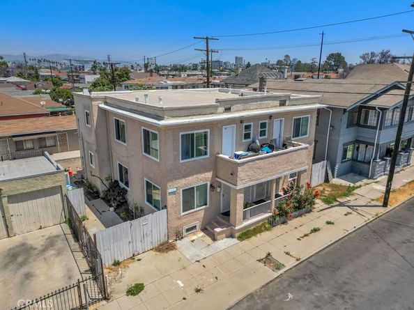 3315 W 17th Street, Los Angeles CA 90019