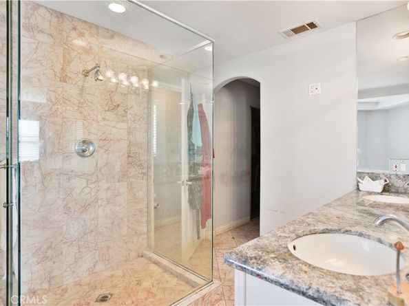 405 W Ellis Avenue, Inglewood CA 90302