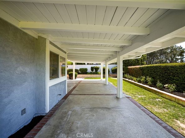 719 S Goldfinch Way, Anaheim Hills CA 92807