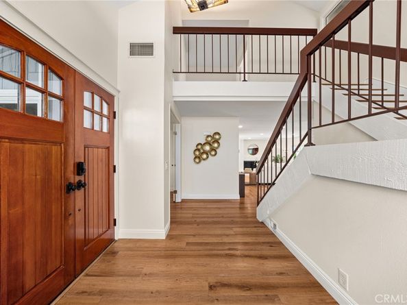 719 S Goldfinch Way, Anaheim Hills CA 92807