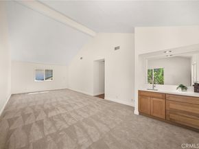 719 S Goldfinch Way, Anaheim Hills CA 92807