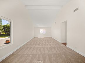 719 S Goldfinch Way, Anaheim Hills CA 92807