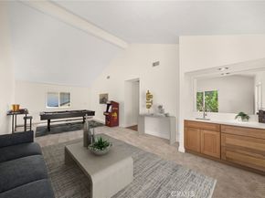 719 S Goldfinch Way, Anaheim Hills CA 92807
