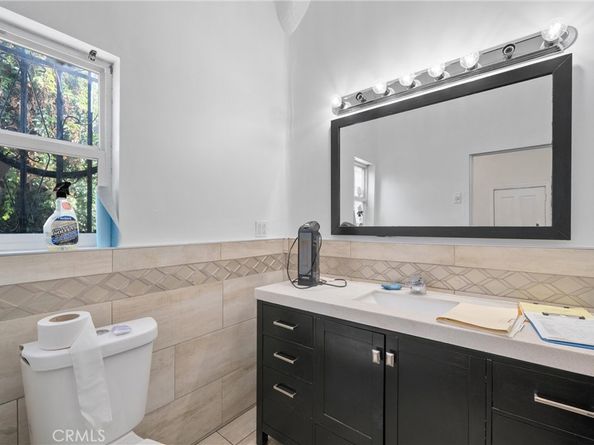 11170 Burbank Boulevard, North Hollywood CA 91601