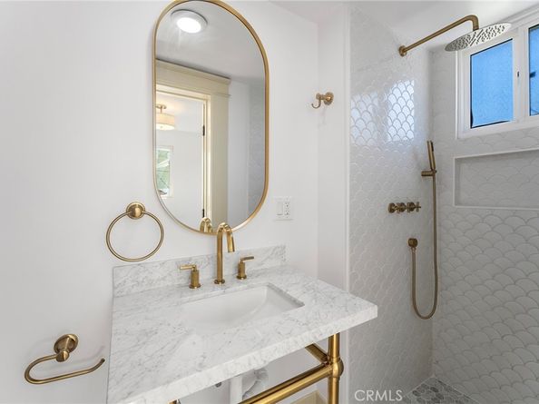 1432 Malvern Avenue, Los Angeles CA 90006