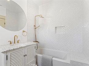 1432 Malvern Avenue, Los Angeles CA 90006