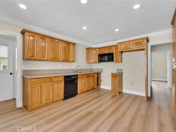 5936 Hayter Avenue, Lakewood CA 90712
