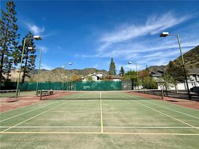 1641 Dimas Ct, Azusa CA 91702