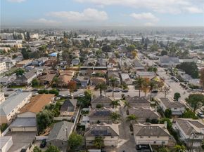 239 W Lemon, Monrovia CA 91016