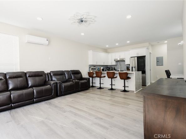 4284 Dwight, San Diego CA 92105