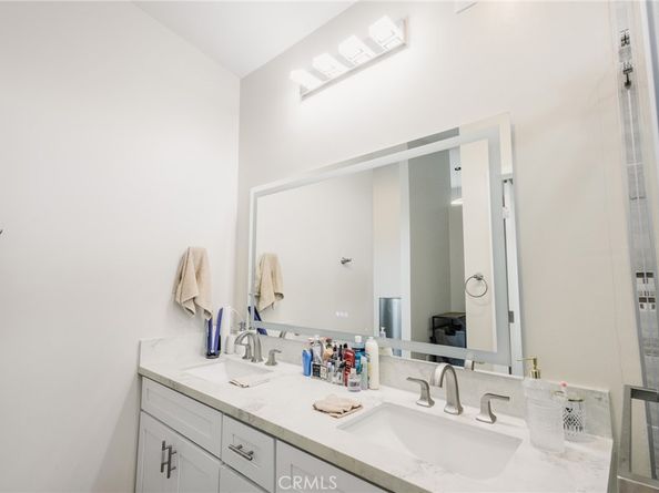 4284 Dwight, San Diego CA 92105