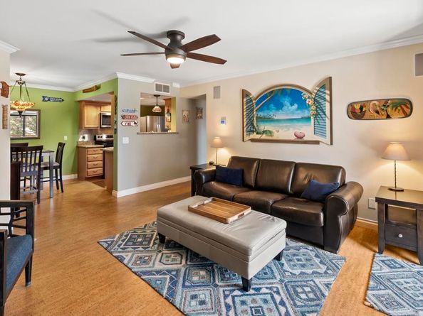 12007 Alta Carmel Court 325, San Diego CA 92128