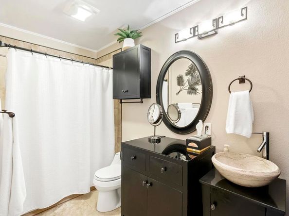 12007 Alta Carmel Court 325, San Diego CA 92128