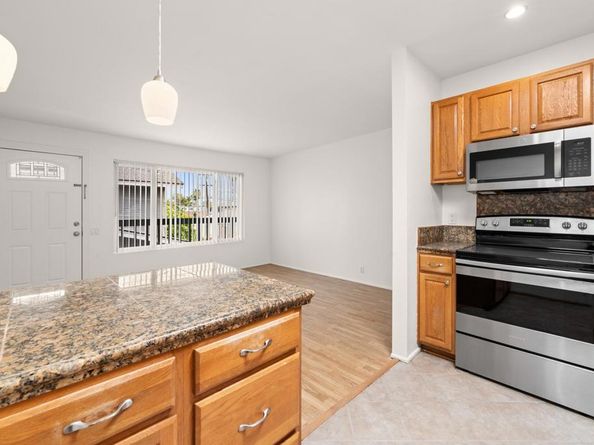 4329 Central Ave Apt 5, San Diego CA 92105