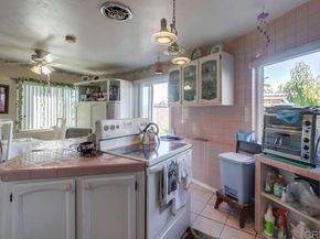 6060 Cowles Mountain Boulevard, La Mesa CA 91942