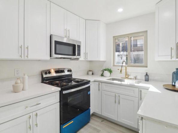 3535 Monroe Ave 5, San Diego CA 92116