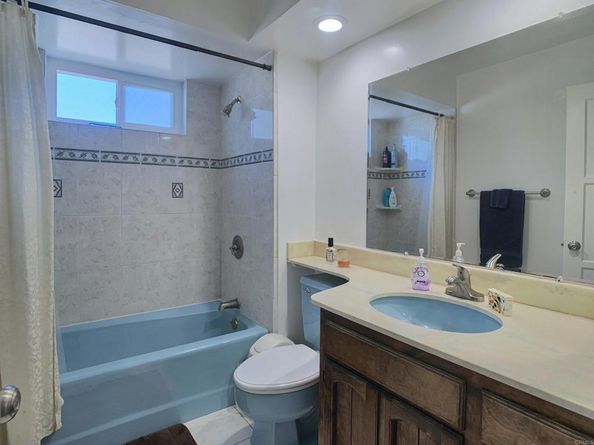 434 Mountain View Rd, El Cajon CA 92021