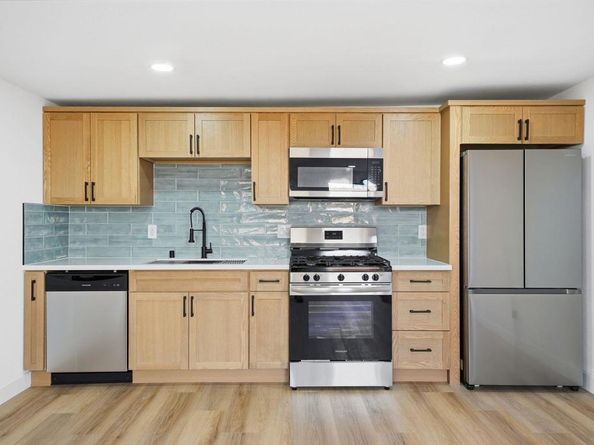 2828 Mission Village Dr, San Diego CA 92123