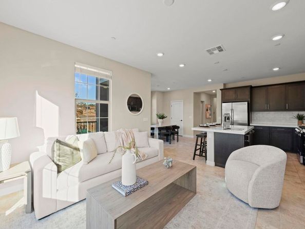 21547 Trail Blazer Lane, Escondido CA 92029