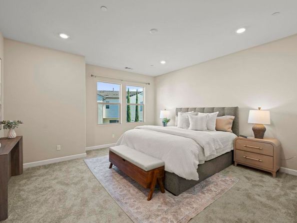 21547 Trail Blazer Lane, Escondido CA 92029