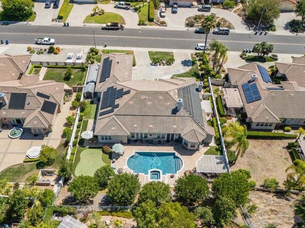 1608 Hamilton Lane, Escondido CA 92029