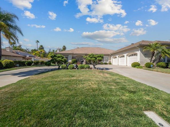 1608 Hamilton Lane, Escondido CA 92029