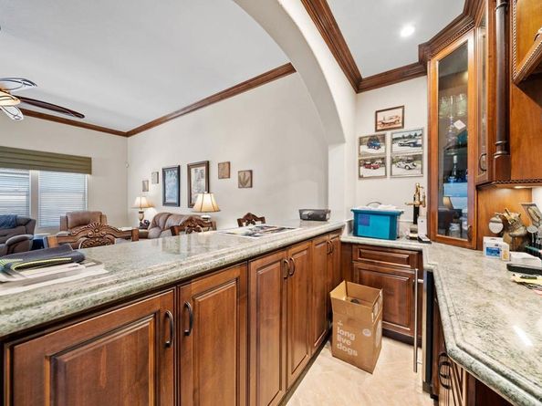 1608 Hamilton Lane, Escondido CA 92029