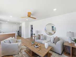 702 4 Oaklawn Avenue, Chula Vista CA 91910