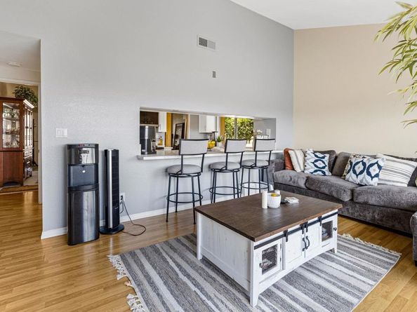 10065 Canyonview, Spring Valley CA 91977