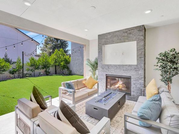 21678 Long Trot Drive, Escondido CA 92029