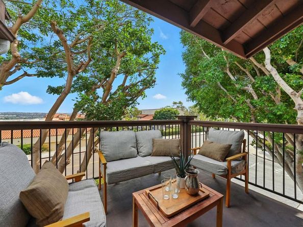 6984 Sandpiper Place, Carlsbad CA 92009