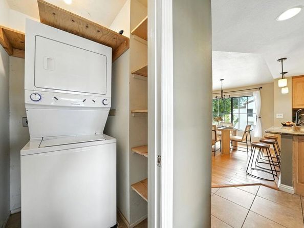 6984 Sandpiper Place, Carlsbad CA 92009