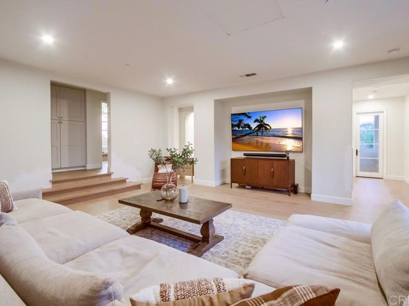 8308 Top O The Morning Way, San Diego CA 92127