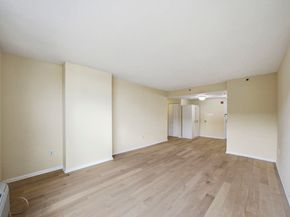 2 Constitution Ct 1008, Hoboken NJ 07030