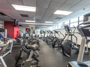 7000 Kennedy Blvd Apt. 25F, Guttenberg NJ 07093-4811