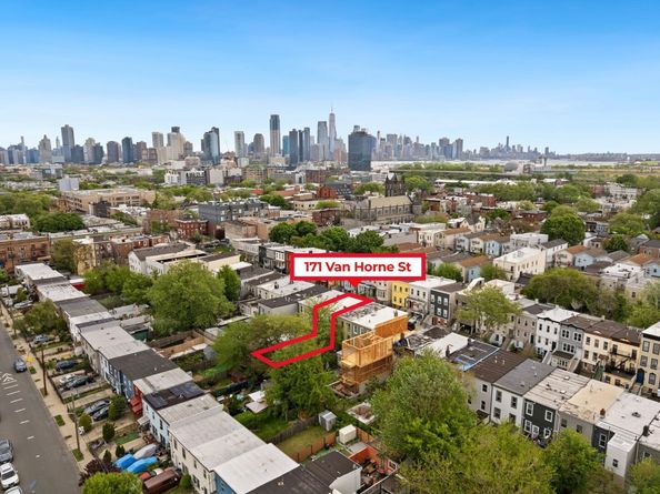 171 Van Horne St, Jersey City NJ 07304
