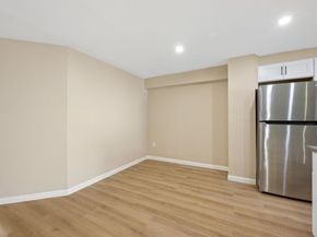 171 Van Horne St, Jersey City NJ 07304