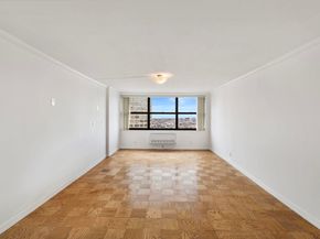 7004 Blvd East 40G, Guttenberg NJ 07093